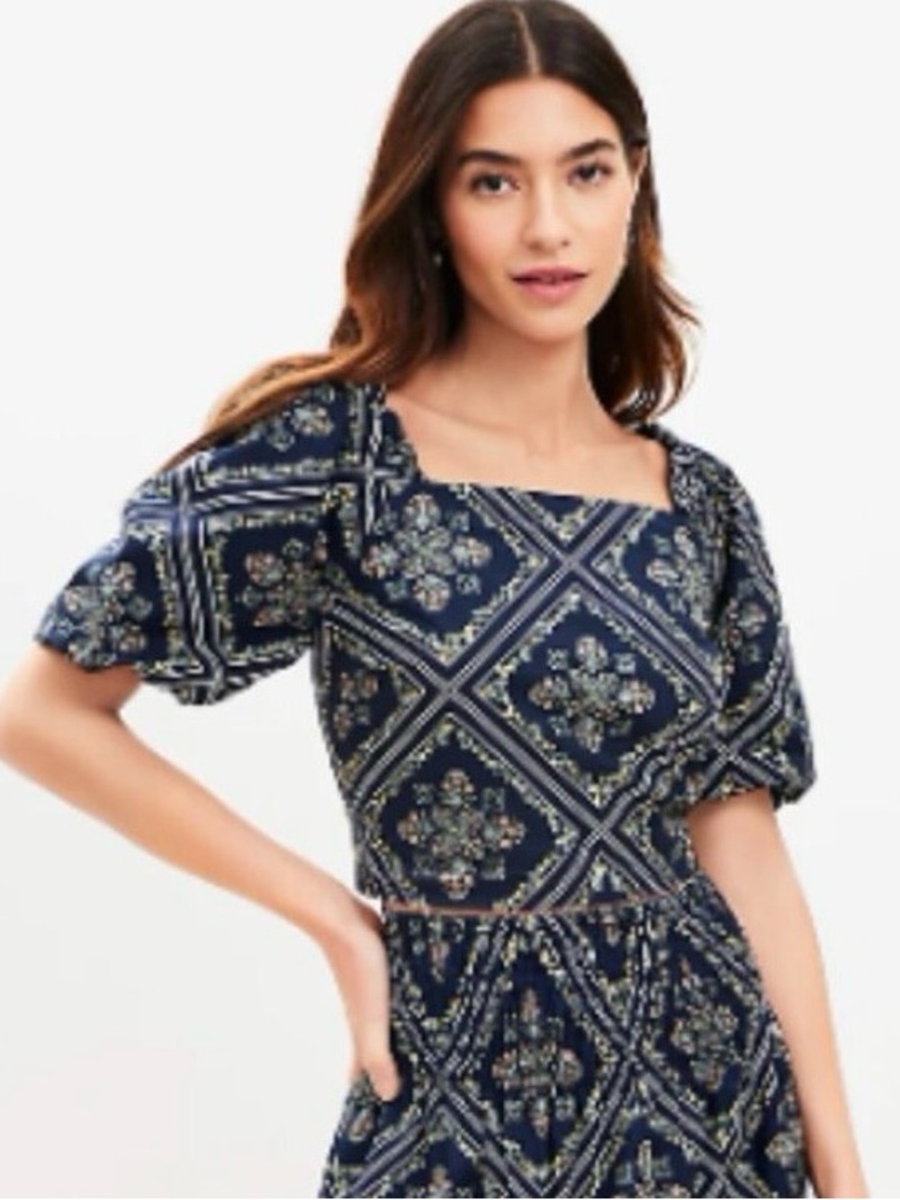 LOFT Navy Floral-Print Puff Sleeve Crop Top